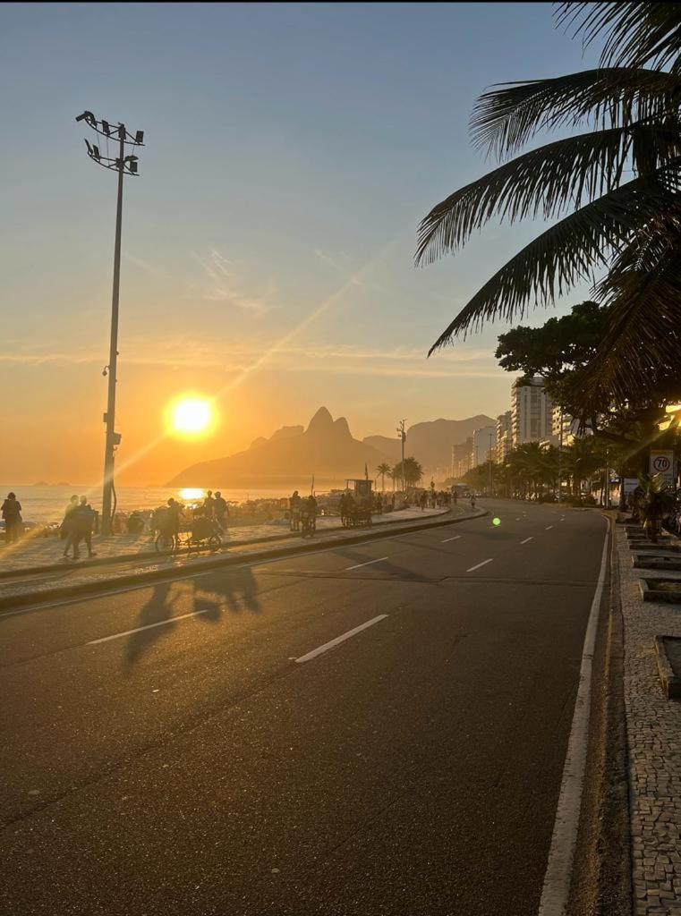 Alugo Quarto Espacoso Com Banheiro Privado Em Apartamento Em Copanema Rio de Janeiro Eksteriør bilde